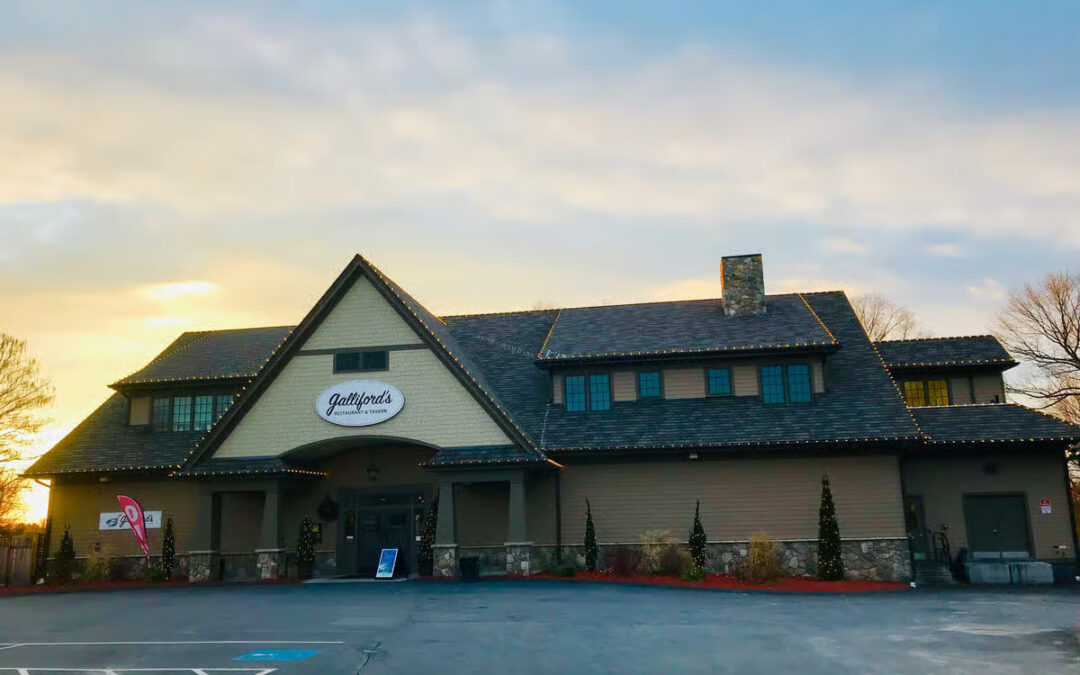 Galliford’s Restaurant & Tavern Welcomes Back “Dinner with The Grinch” During Southwick’s Zoo’s Christmas in July